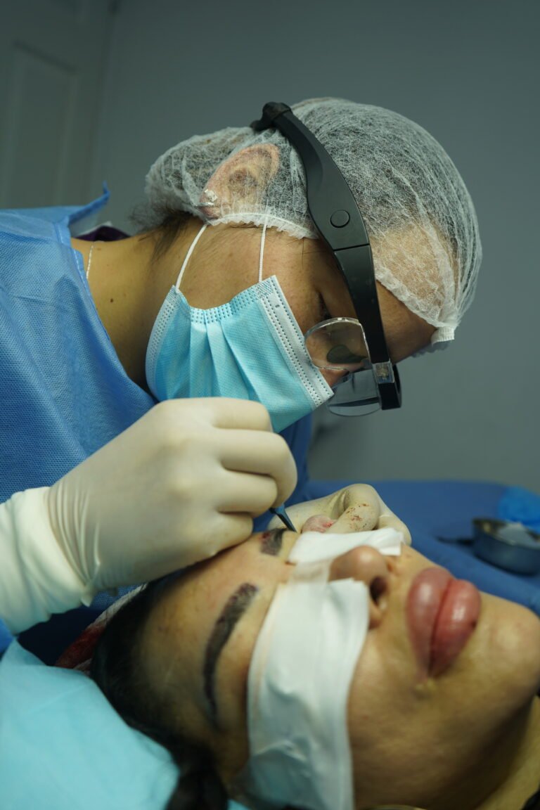 implante-de-cejas-procedimiento