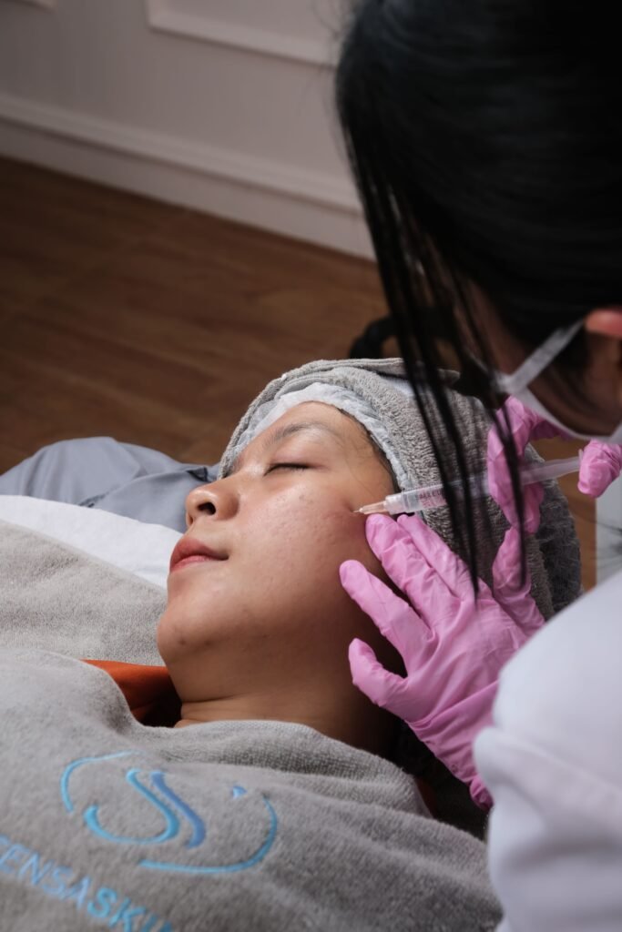 Mesoterapia facial: microinyecciones para hidratacion y firmeza de la piel - Clinica Lumos